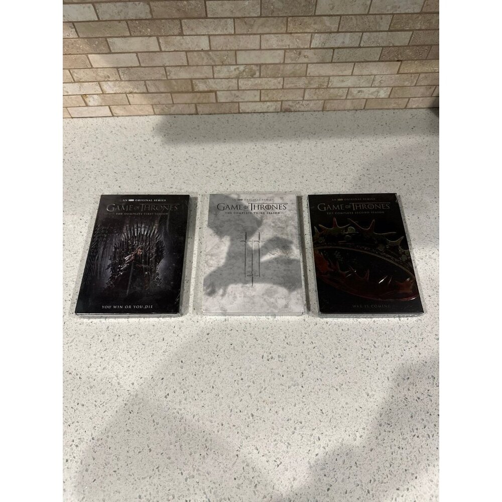 Game of Thrones - The‎ Complete First Season 1-2-3 nib sealed